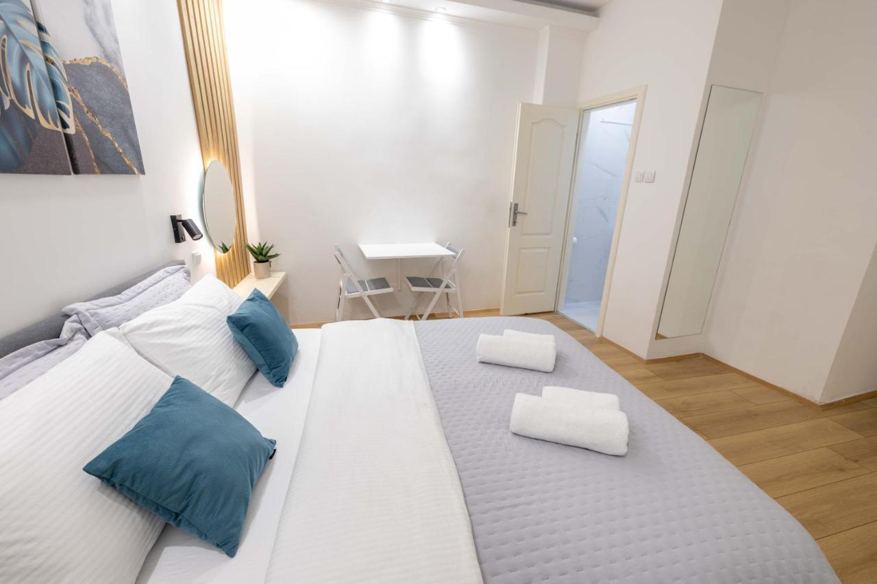 נובי סאד Old Town Rooms מראה חיצוני תמונה