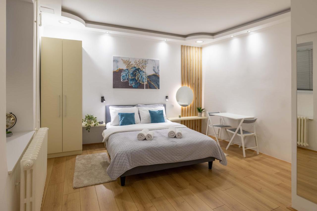 נובי סאד Old Town Rooms מראה חיצוני תמונה