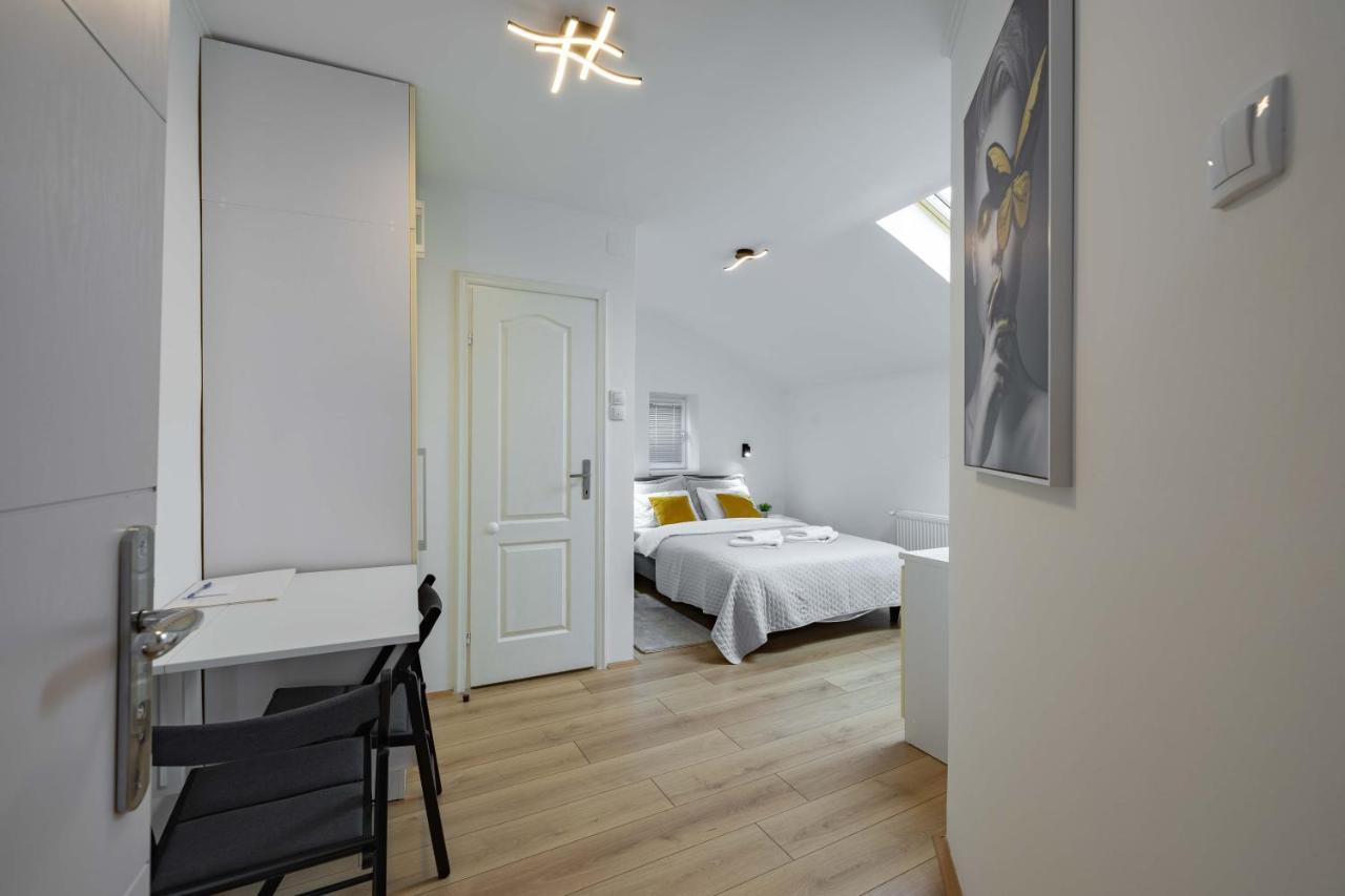 נובי סאד Old Town Rooms מראה חיצוני תמונה